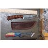 Image 3 : (500) Damascus Steel and Carbon Steel Fixed Blade and Folding KNIVES