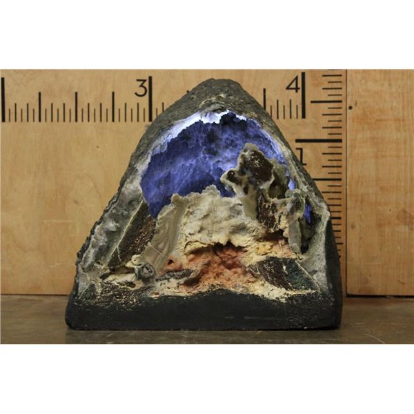 XXL Natural QUARTZ CHALCEDONY and AGATE Geode Specimen, Weight: 95 lbs