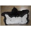 Image 11 : BLACK BEAR Rug or BLACK BEAR Hide with its Mounted Head and All its Claws