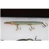 Image 2 : (7) Wood FISHING LURES from the 1920s-1950s in a Display Case