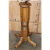 Image 7 : 8-Point MULE DEER Pedestal Mount