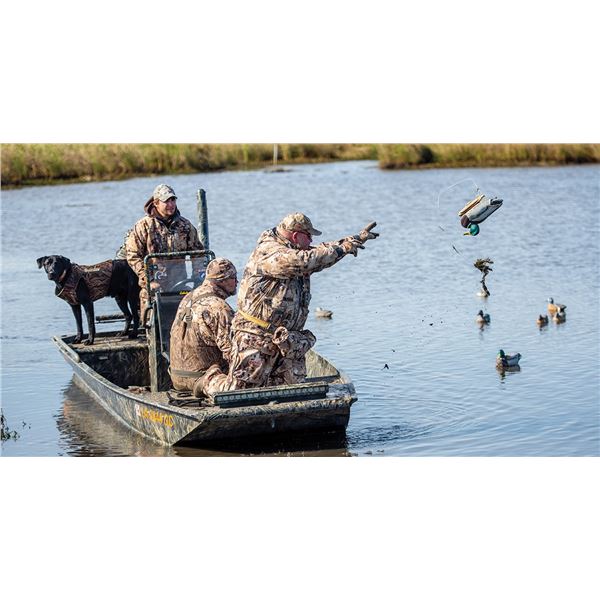 Box Blind Duck Hunt -  Pamlico Sound, North Carolina -4 People, ½ Day hunt - Donated by Killum Guide