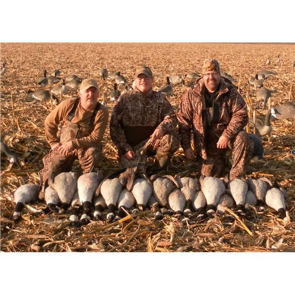 Saint Lawrence Outfitters Ontario Duck and Goose Hunt – 2 People, 3 Days