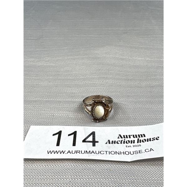 Very Pretty Mother of Pearl + Sterling Ring