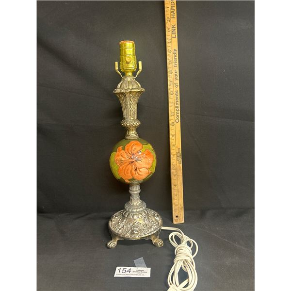 Very Nice 17" Tall Moorecroft Lamp
