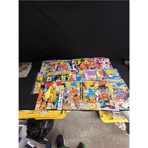 Lot of 25 Comics Some in Bag