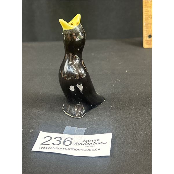 Vintage Ceramic Black Pie Bird