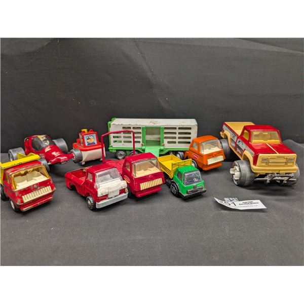 Nice Lot of Vintage Tonka Trucks