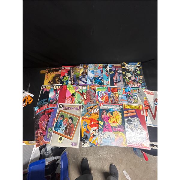 Lot of 25 DC Comics Some in Bag