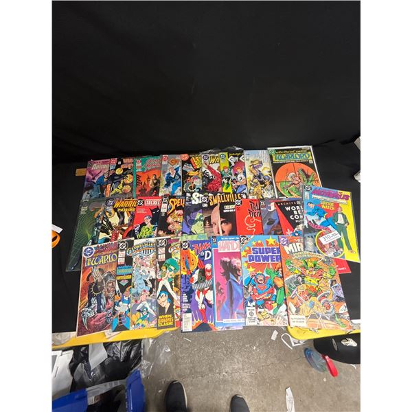 Lot of 25 DC Comics Some in Bag