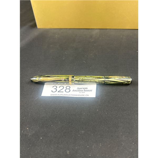 Vintage Shaffers Fountain pen with 14k Gold Tip