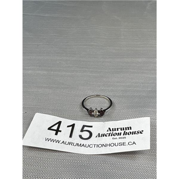 Lovely Sterling Silver w/ Citrine Center + Garnet Stone Each Side Ring , Marked 925, Size 9