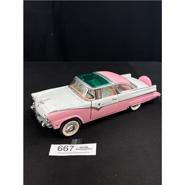 1/18th Scale 1955 Ford Fairlane Diecast Car