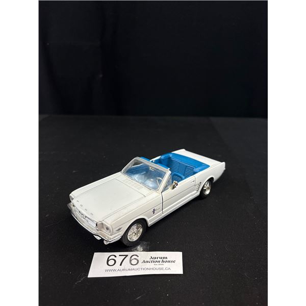 1/24th Scale 1964 Convertible Mustang Die Cast Car