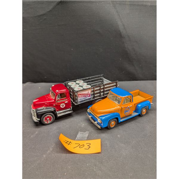 First Gear 1/34th Scale '55 Diamonte Diecast Truck + Gulf Oil Truck