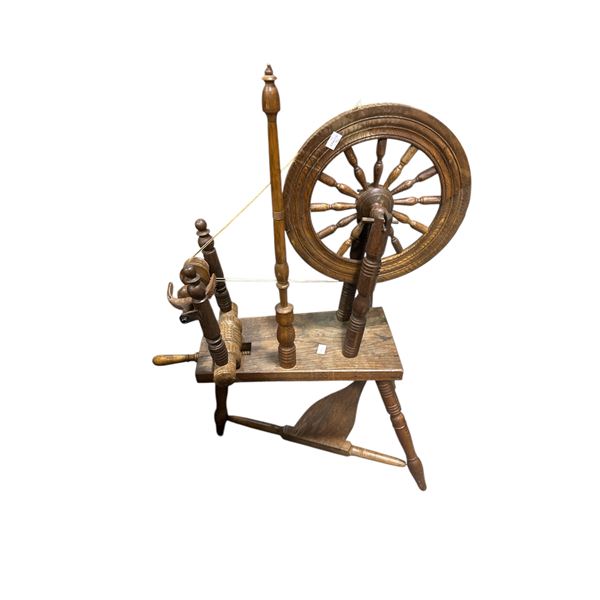 Vintage Wooden Yarn Spinning Wheel