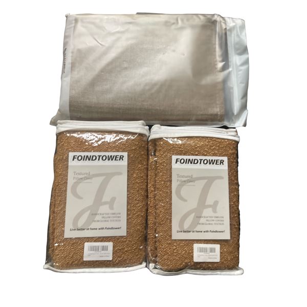 Lot of 3 ( 2 x Textured Pillow Cover - 1 x Stretch Mat)