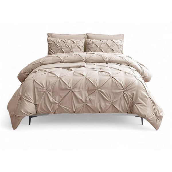 BNIB Bed in a Bag Queen Size 7 Piece Set