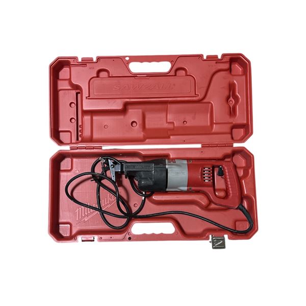 Milwaukee Sawzall D-2600 w Case