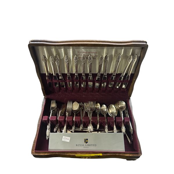 1847 Rogers Bros Cutlery Set