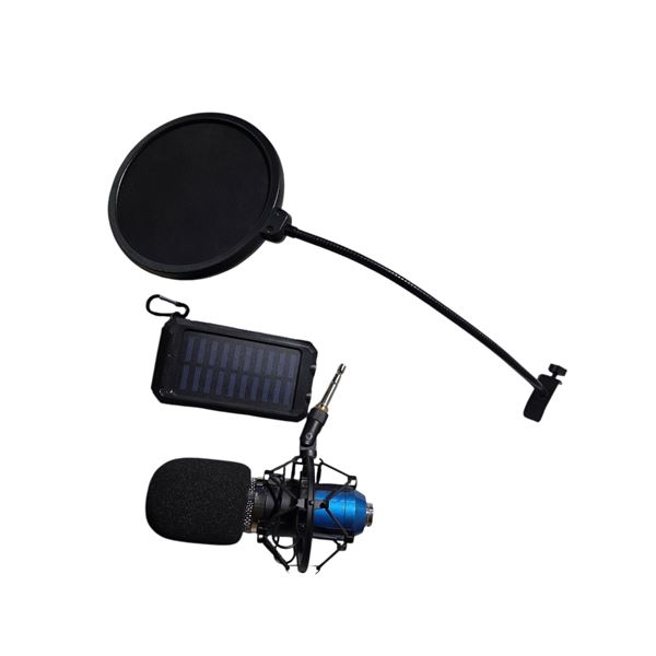 Studio Recording Condenser Microphone & Pop Filter - Not Tested)