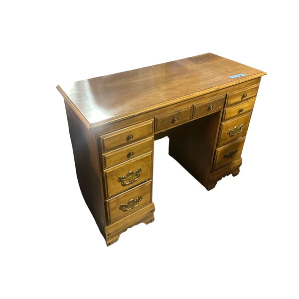 Wooden Desk w/Drawers