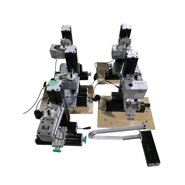 Group of MiniMakers - Mini Metal Milling Machine