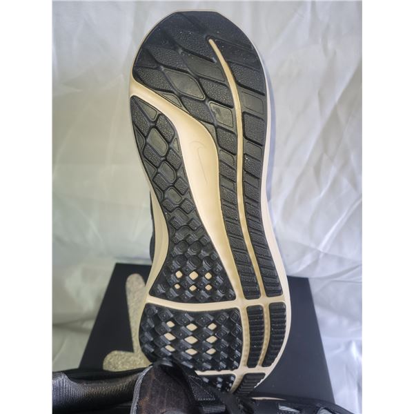 Brand New Nike Air Huarache 20Y24 A SC1