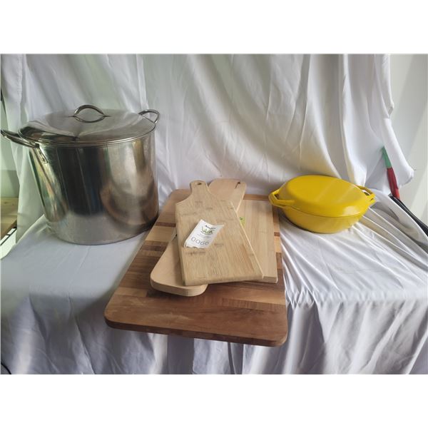 Danish Cast Iron Skillet, Stock Pot A SC1