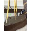 Image 3 : Arrows and holder