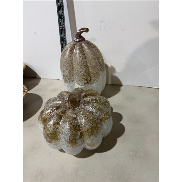 Pumpkin decor