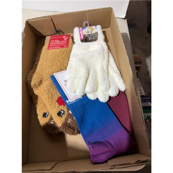 Sucks and cozy gloves