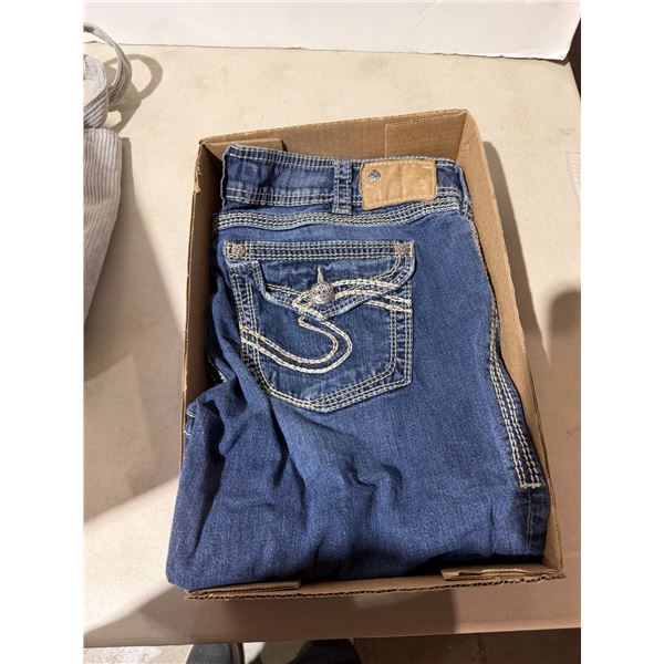 Silver Caprice size 34