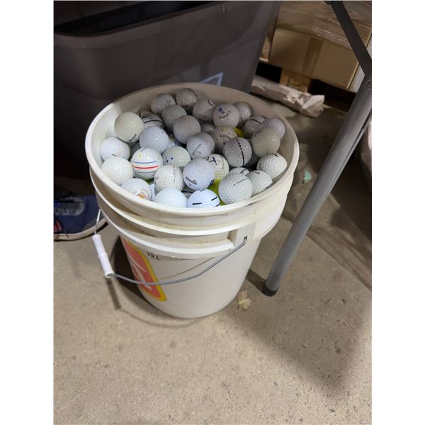 Bucket of golf ball