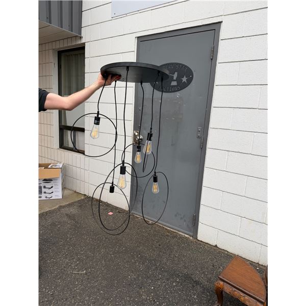 Light fixture