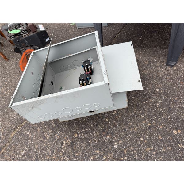 Electrical junction boxes