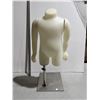 Image 1 : Child mannequin