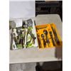 Image 1 : Cutlery and utensils