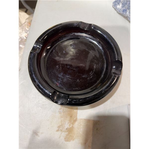 Cigar ashtray