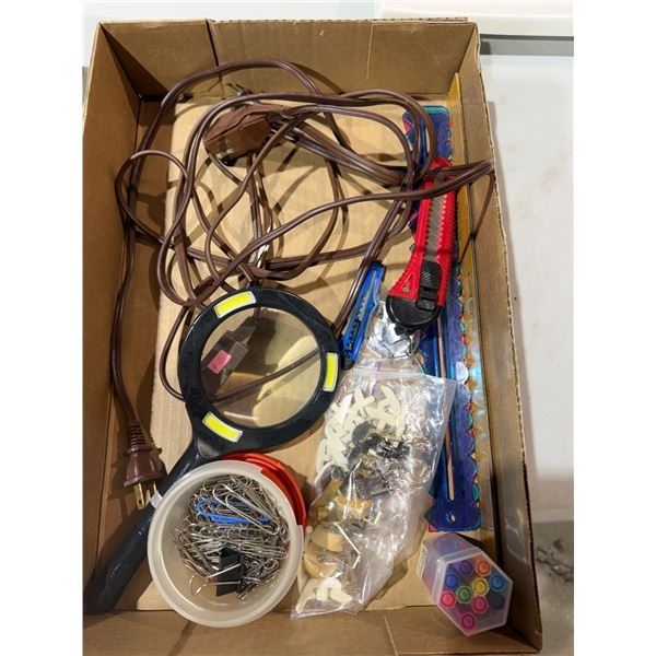 Miscellaneous lot, magnifier, extra knives, etc.