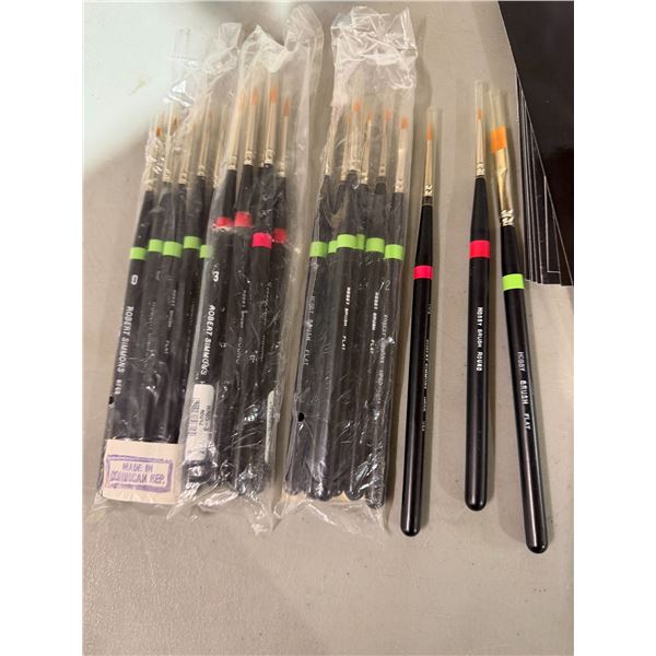 Crafting paint brushes, Robert Simmons, hobby brushes