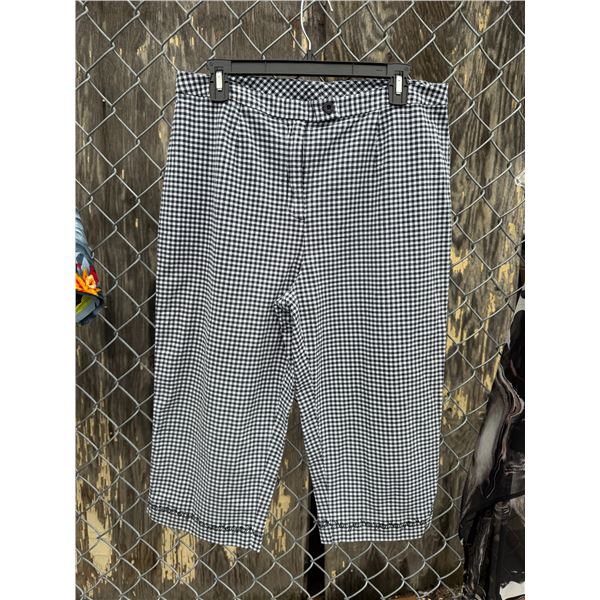 Northern reflections, pants size medium?
