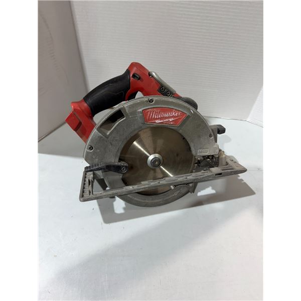 Milwaukee Skil saw M 18