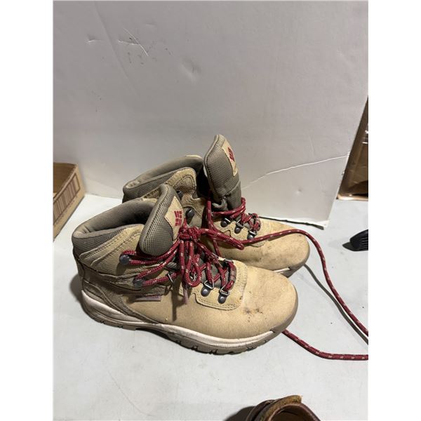 Columbia footwear size 7.5