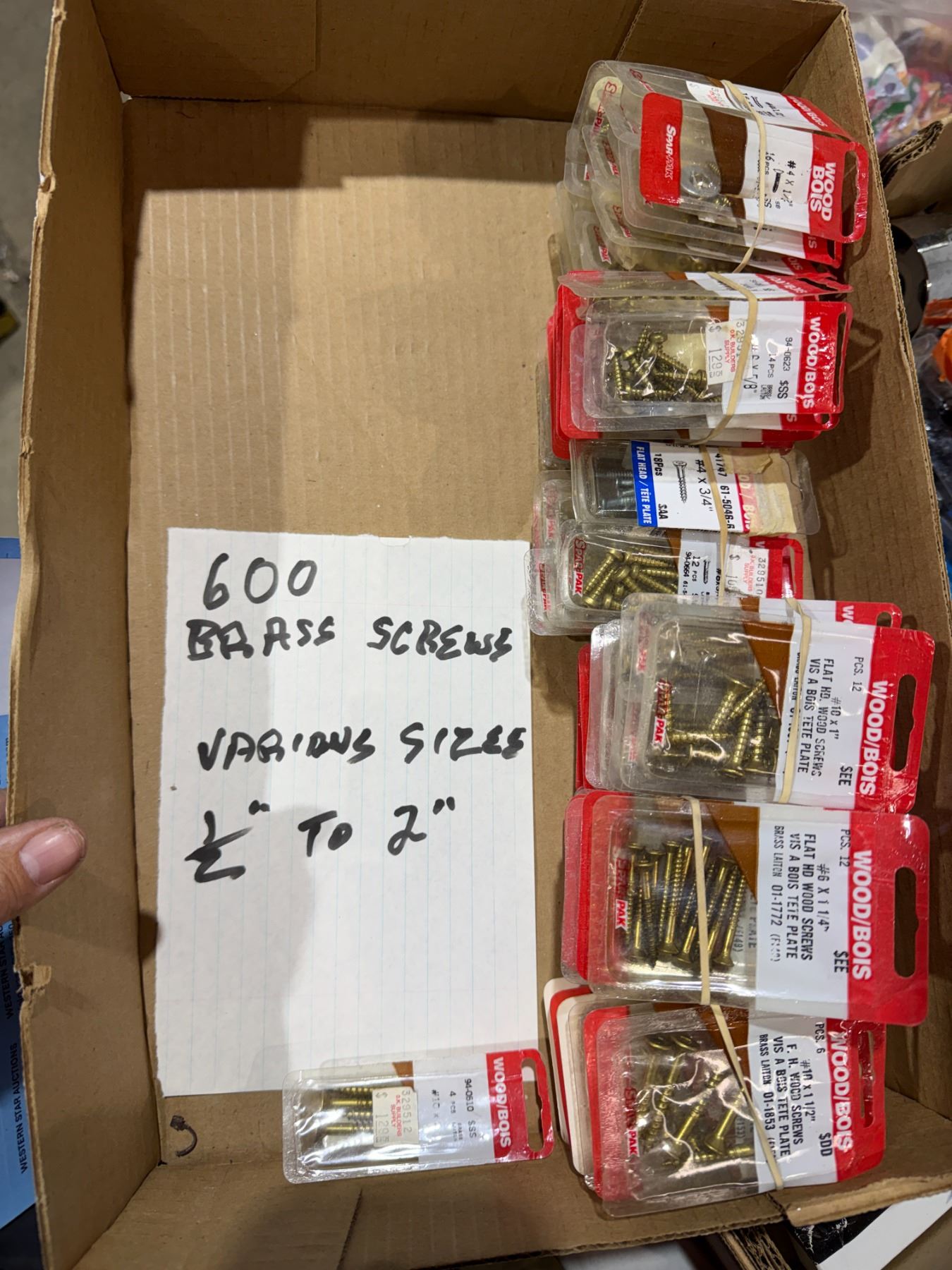 Assorted screws half inch to 2 inch