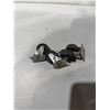 Image 1 : Small castors