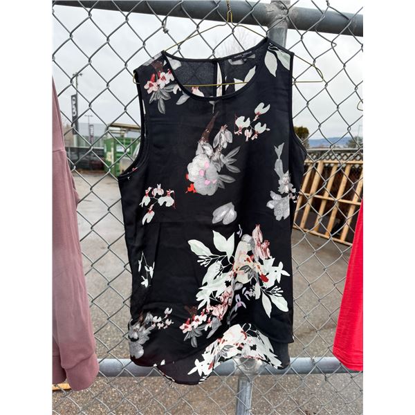 Mario Serrani size small
