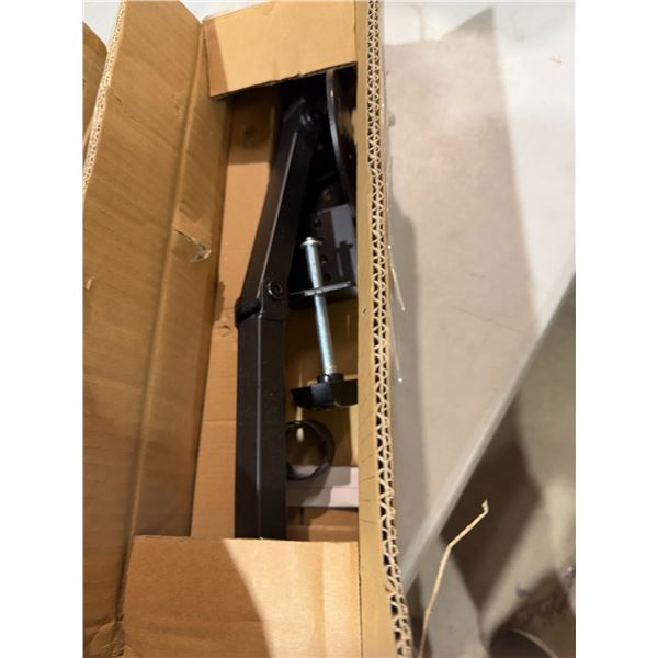 VIVO single monitor desk mount