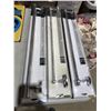 Image 1 : 3 Taymor 24" towel bars