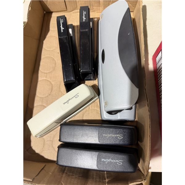 Stapler in whole punch